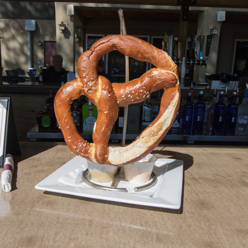 Happy Hour Boulder View Tavern